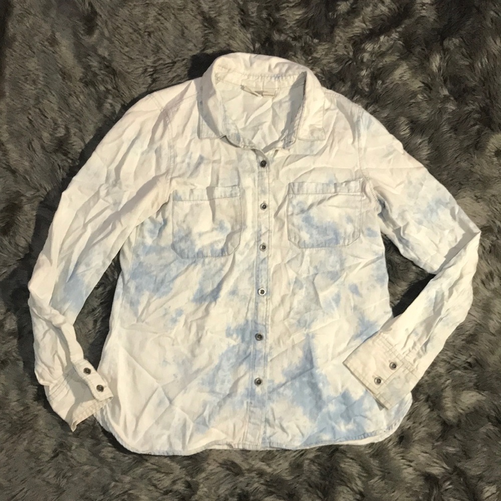 Blue and white denim flannel